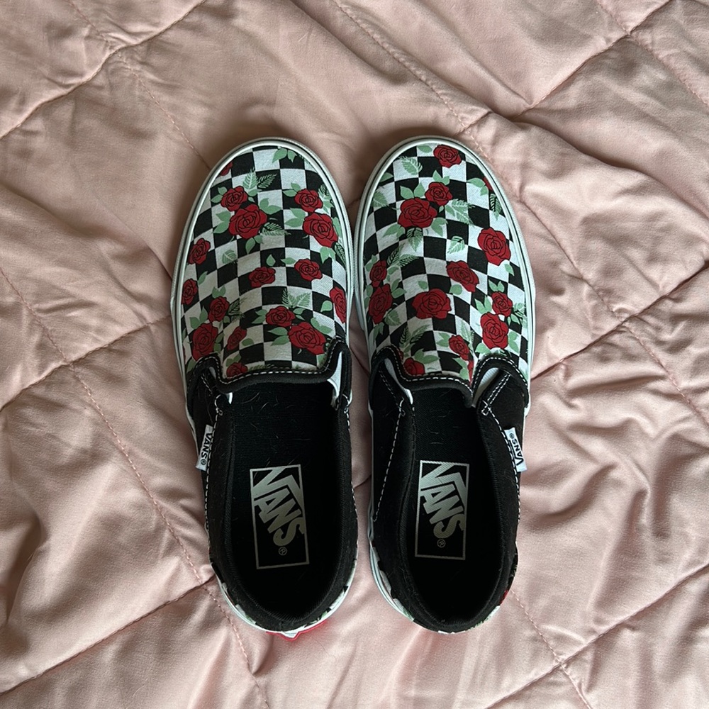 checkered rose low rise vans